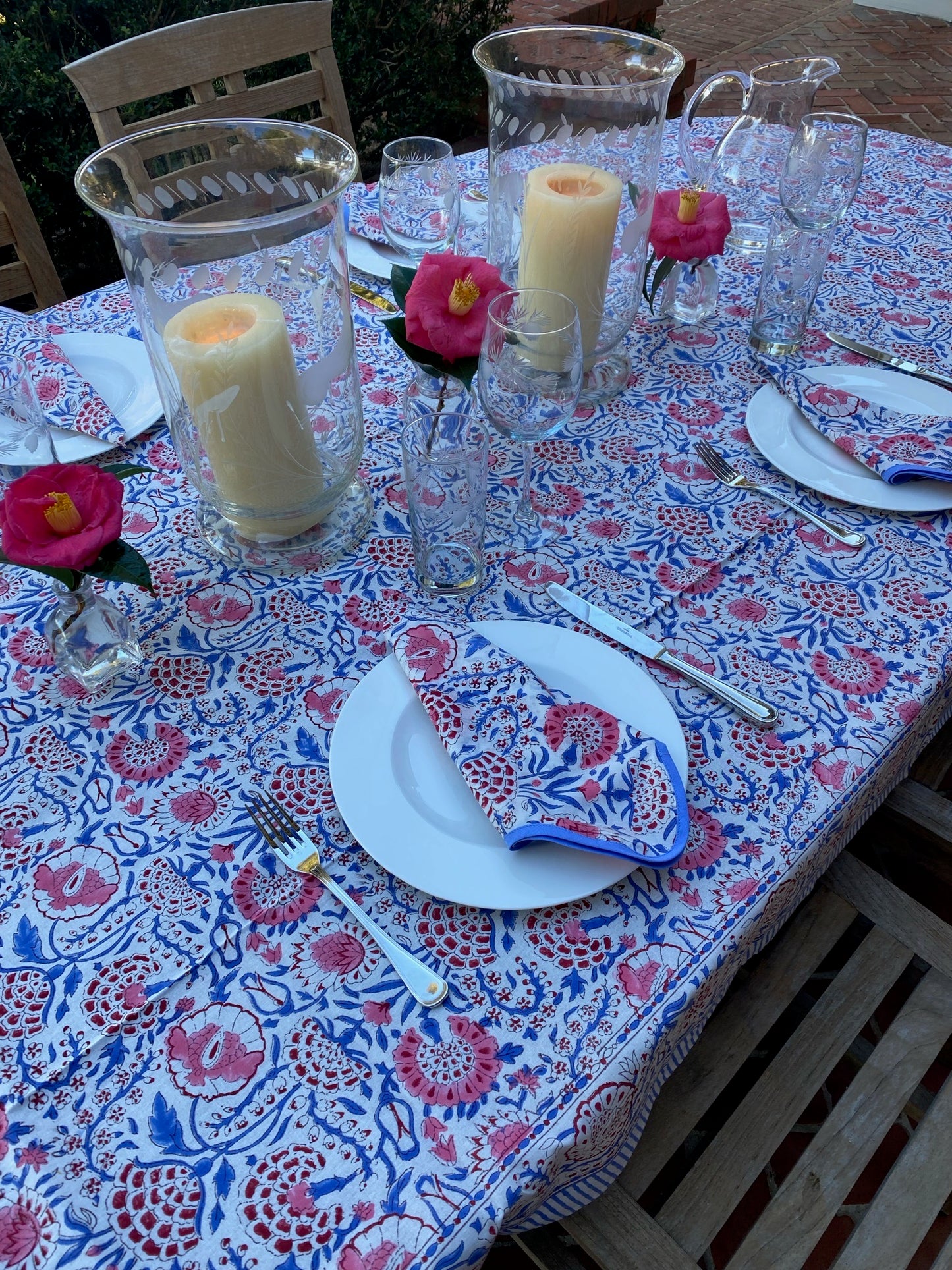 Sea Island Scalloped Edge Napkins - set of 4