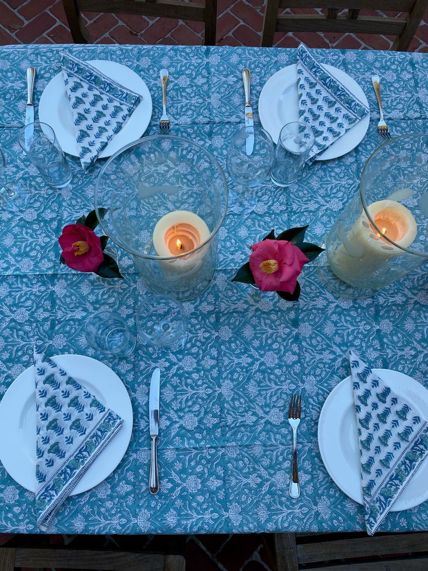 Capri Tablecloth - 80"x120"