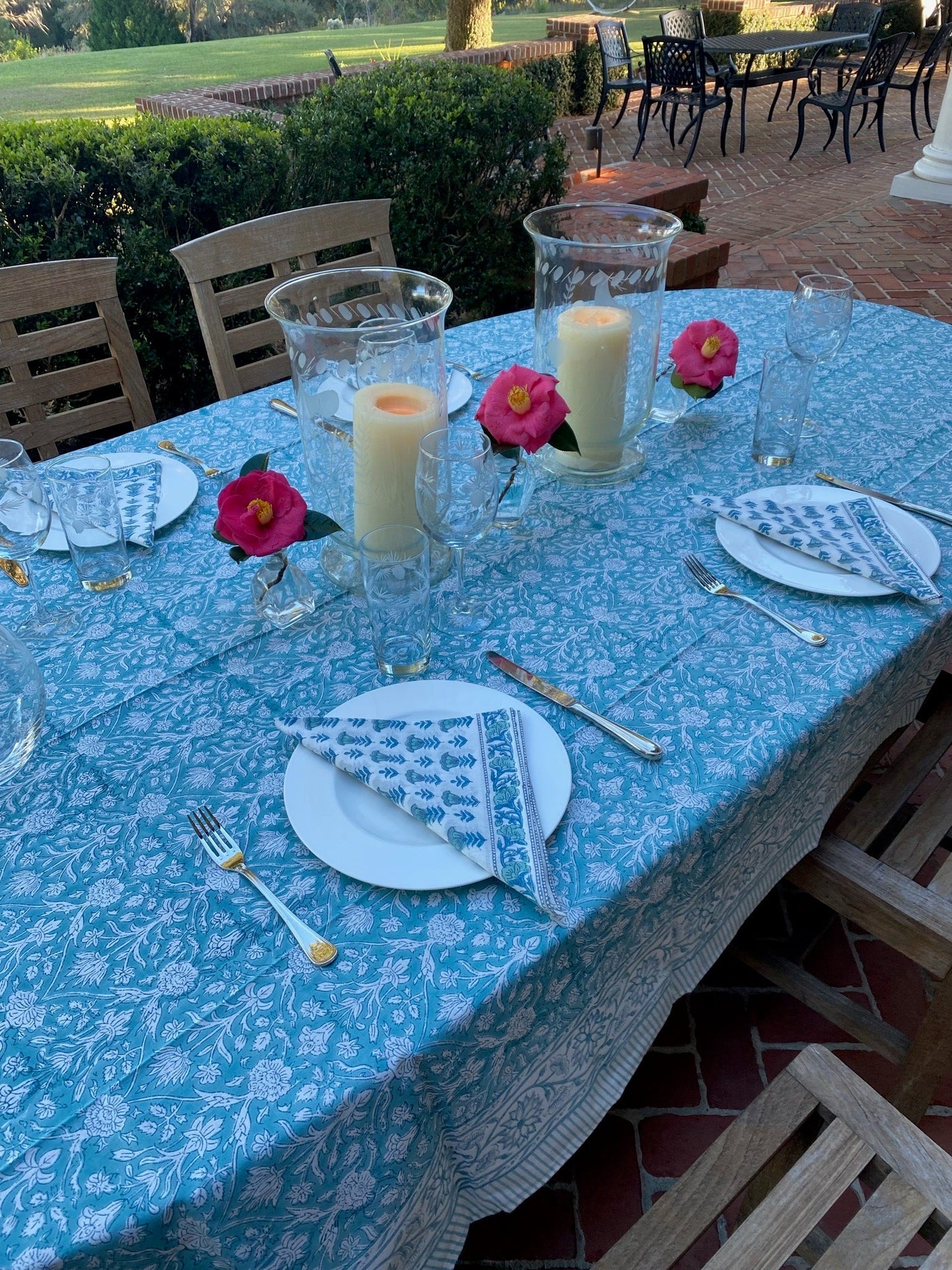 Capri Tablecloth -108" Round